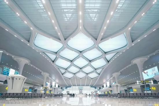 柳工赫达以重器担当，参与建设国家交通大动脉！(图5)