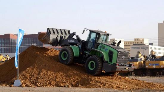 -20°C！徐工装载机“青山行”在内蒙实力“圈粉”(图2)