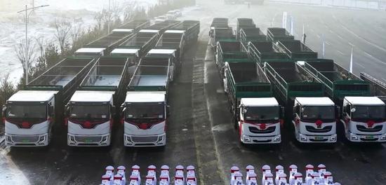 挺进太行山腹地！百台徐工新能源子母车重磅交付(图7)