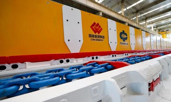 国内首套大采高10kV智能高效刮板输送成套装备在中煤张煤机公(图4)