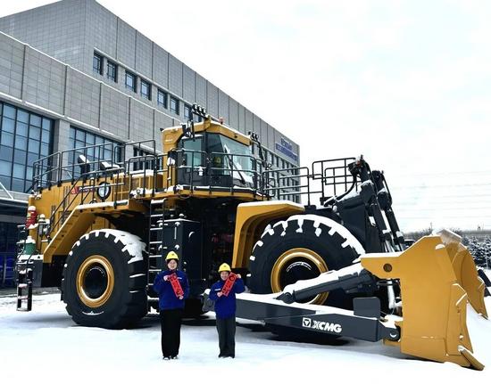 ?冰雪限定丨徐工装载机丝滑“变装”!(图17) ?冰雪限定丨徐工装载机丝滑“变装”!(图17)