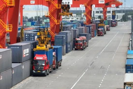 中欧班列开门红！平均每120分钟就有一列从这里开出或抵达！(图4)