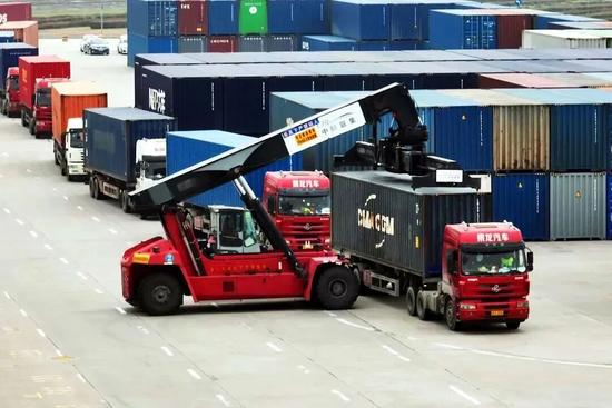 中欧班列开门红！平均每120分钟就有一列从这里开出或抵达！(图6)