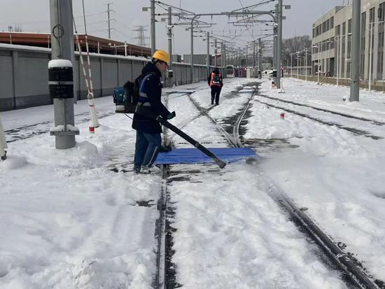 战寒潮，保畅通，守平安！中国铁建多措并举筑牢御寒防线(图12)