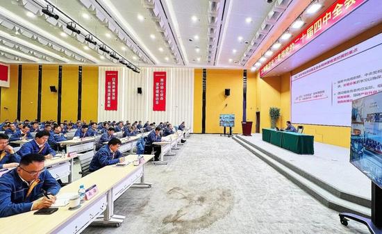 红色引擎激活发展新动能——太钢以高质量党建引领加快建设世界一(图1) 红色引擎激活发展新动能——太钢以高质量党建引领加快建设世界一(图1)