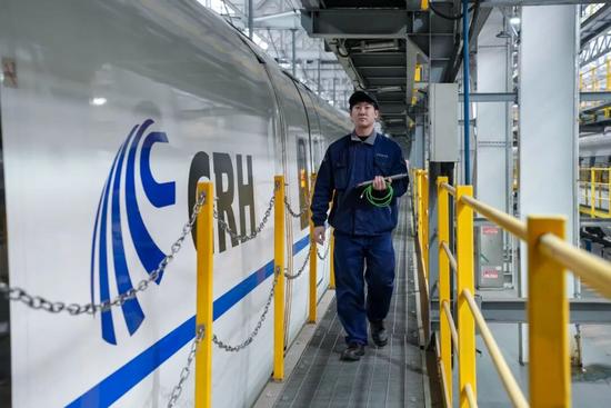 “00后”动车组机械师！入职一年就获得“安全吹哨人”称号！(图3)