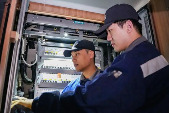 “00后”动车组机械师！入职一年就获得“安全吹哨人”称号！(图7)