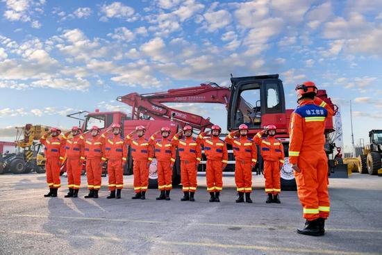 一夜风雪，十年守护｜徐工大爱，从一城到世界！(图6)