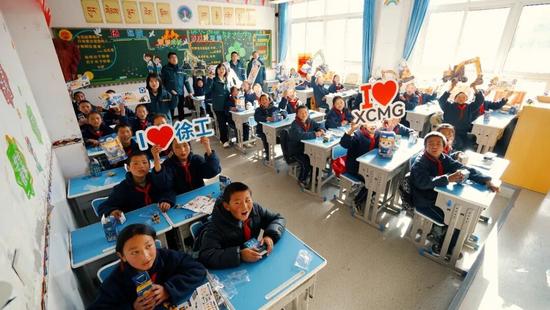 一夜风雪，十年守护｜徐工大爱，从一城到世界！(图10)